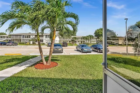 160 Markham H Deerfield Beach FL 33442