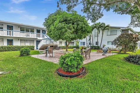 160 Markham H Deerfield Beach FL 33442