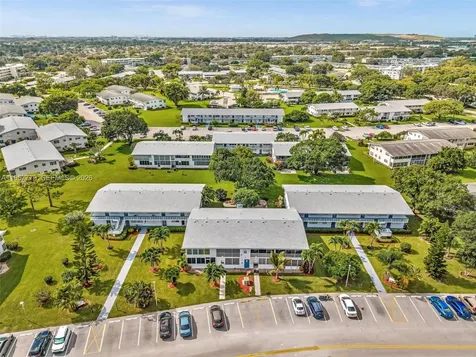 160 Markham H Deerfield Beach FL 33442