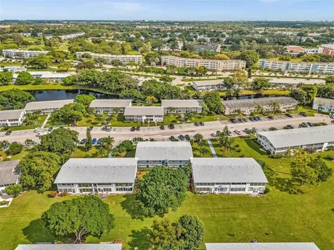 160 Markham H Deerfield Beach FL 33442