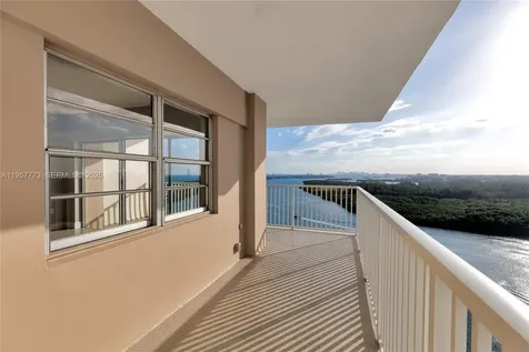 300 Bayview Drive Sunny Isles Beach FL 33160