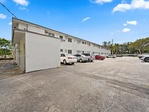 6801 N Kendall Drive Pinecrest FL 33156