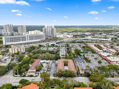 6801 N Kendall Drive Pinecrest FL 33156