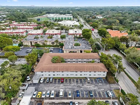 6801 N Kendall Drive Pinecrest FL 33156