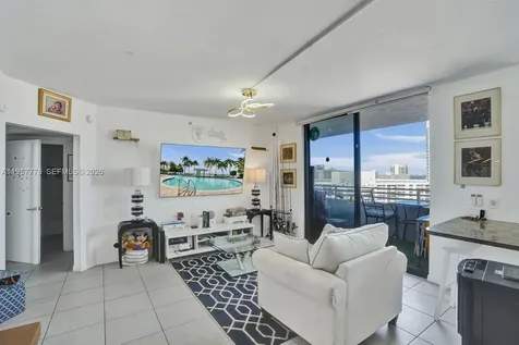1330 West Avenue Miami Beach FL 33139