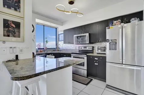 1330 West Avenue Miami Beach FL 33139