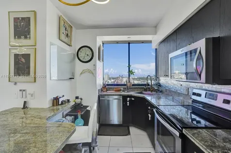 1330 West Avenue Miami Beach FL 33139