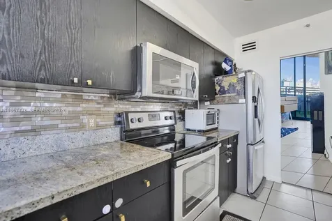 1330 West Avenue Miami Beach FL 33139