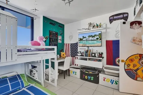 1330 West Avenue Miami Beach FL 33139