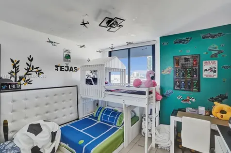 1330 West Avenue Miami Beach FL 33139