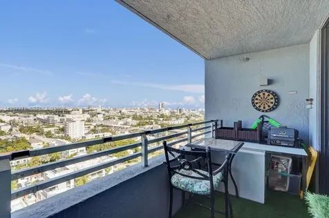 1330 West Avenue Miami Beach FL 33139