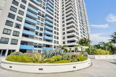 1330 West Avenue Miami Beach FL 33139
