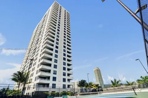 1330 West Avenue Miami Beach FL 33139