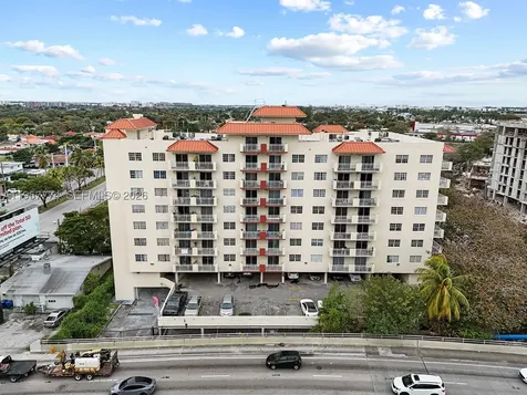 1750 NW 27th Avenue Miami FL 33125