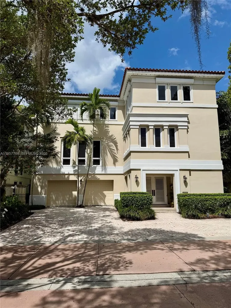3508 Bayshore Villas Drive Miami FL 33133