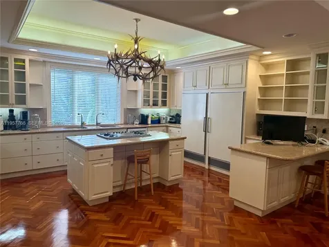 3508 Bayshore Villas Drive Miami FL 33133