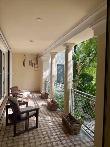 3508 Bayshore Villas Drive Miami FL 33133