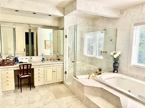 3508 Bayshore Villas Drive Miami FL 33133