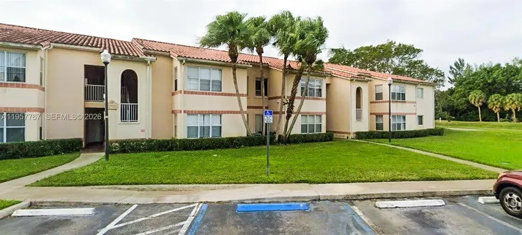 3300 N Pinewalk Drive N Margate FL 33063