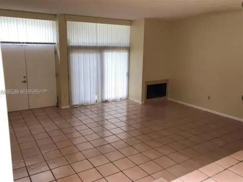 3089 NE 183rd Lane Aventura FL 33160