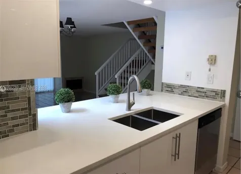 3089 NE 183rd Lane Aventura FL 33160