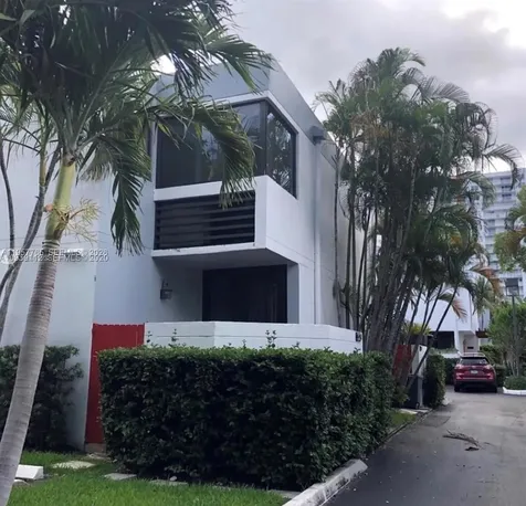 3089 NE 183rd Lane Aventura FL 33160