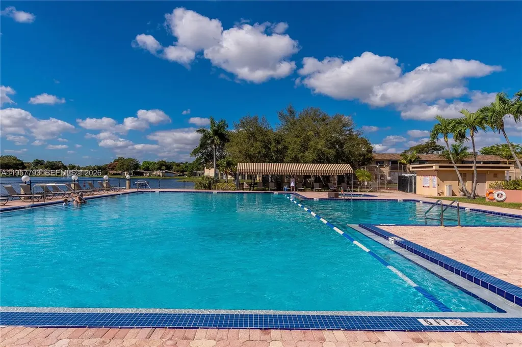 200 Ashbury Road Hollywood FL 33024