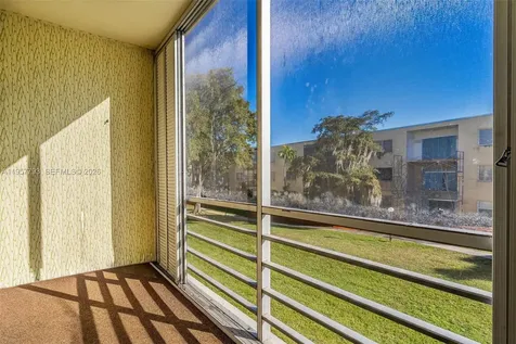 200 Ashbury Road Hollywood FL 33024
