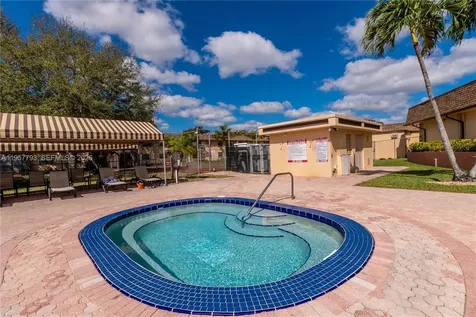 200 Ashbury Road Hollywood FL 33024