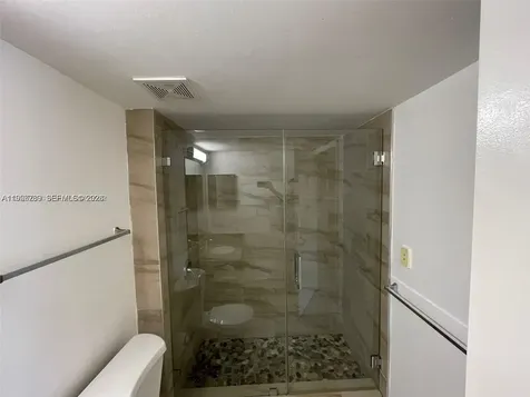 761 N Pine Island Road Plantation FL 33324