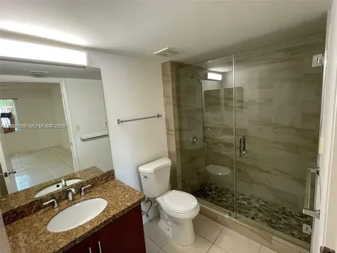 761 N Pine Island Road Plantation FL 33324
