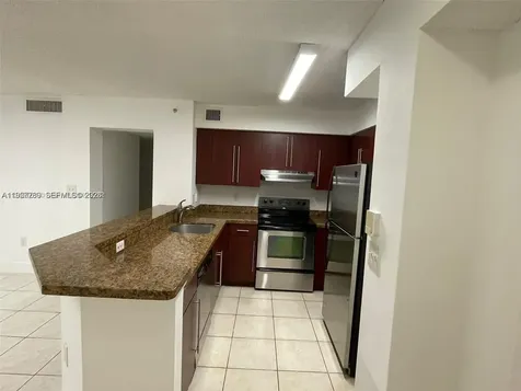 761 N Pine Island Road Plantation FL 33324