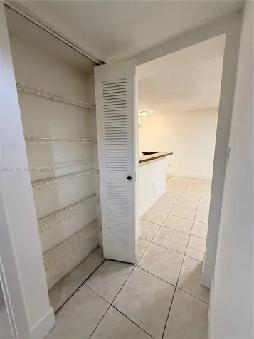 761 N Pine Island Road Plantation FL 33324