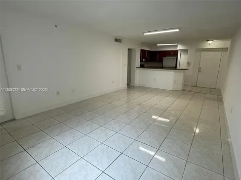 761 N Pine Island Road Plantation FL 33324