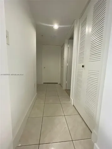 761 N Pine Island Road Plantation FL 33324