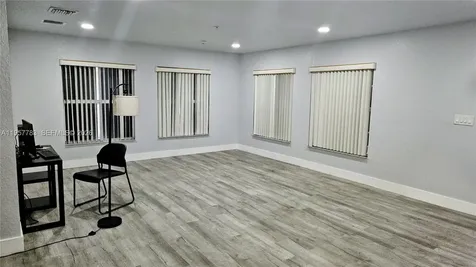 2953 NW 10th Court Fort Lauderdale FL 33311