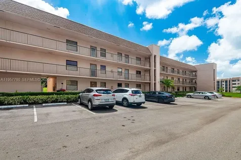 10434 Sunrise Lakes Boulevard Sunrise FL 33322