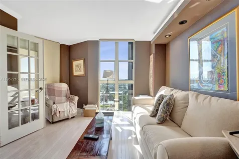 1000 Quayside Terrace Miami FL 33138