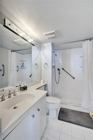 1000 Quayside Terrace Miami FL 33138