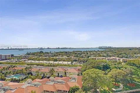 1000 Quayside Terrace Miami FL 33138