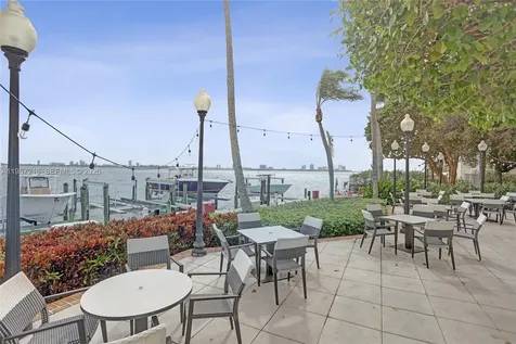 1000 Quayside Terrace Miami FL 33138