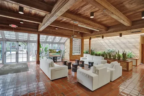 1000 Quayside Terrace Miami FL 33138