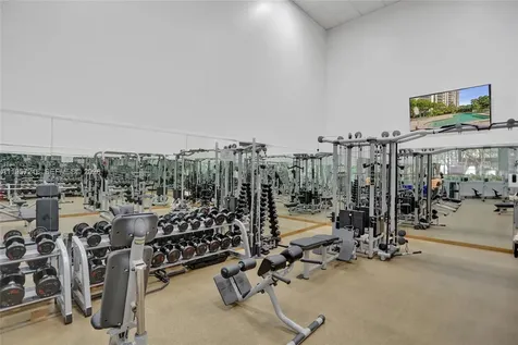 1000 Quayside Terrace Miami FL 33138