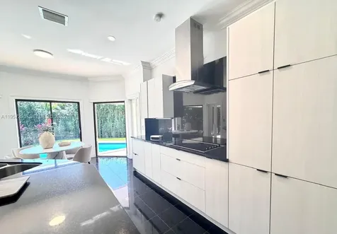 301 Isla Dorada Boulevard Coral Gables FL 33143