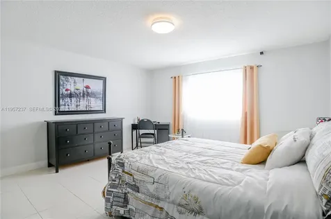 4751 NW 21st Street Lauderhill FL 33313