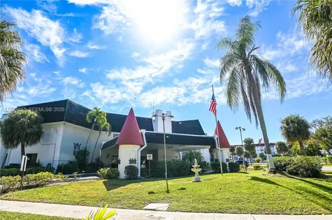 4751 NW 21st Street Lauderhill FL 33313