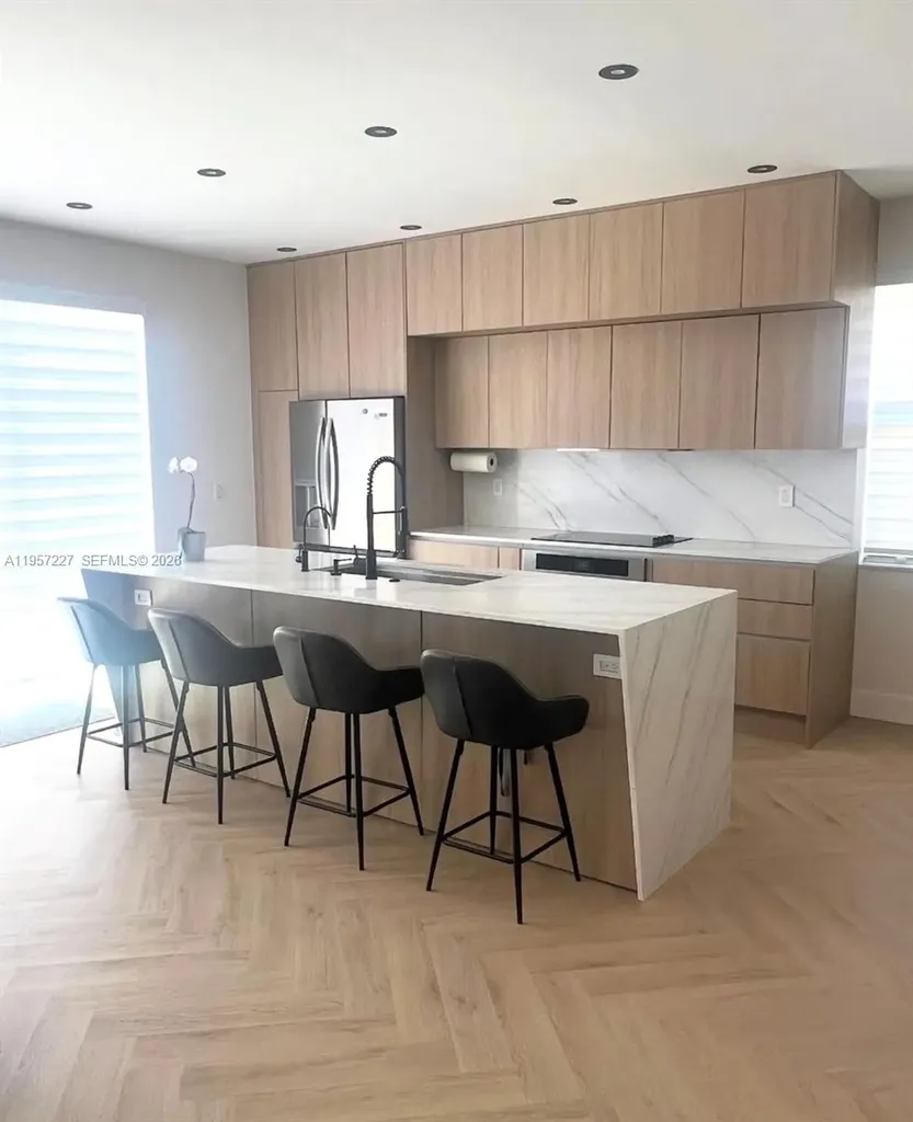 7476 NW 113th Path Doral FL 33178