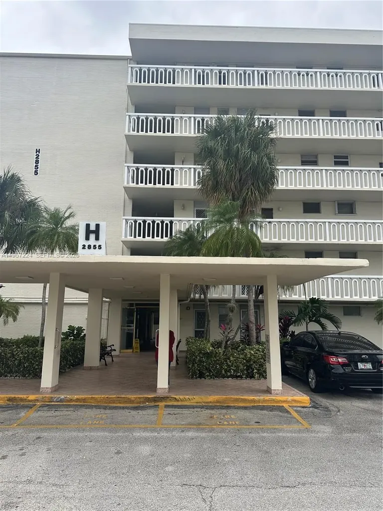 2855 Leonard Drive Aventura FL 33160