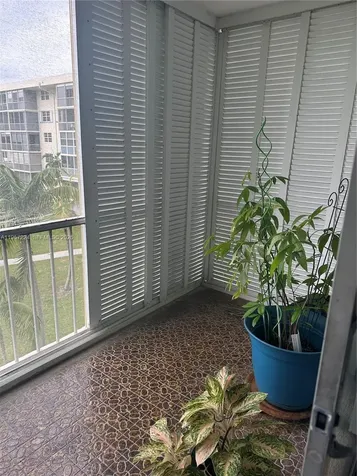 2855 Leonard Drive Aventura FL 33160