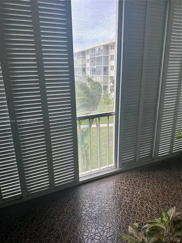 2855 Leonard Drive Aventura FL 33160